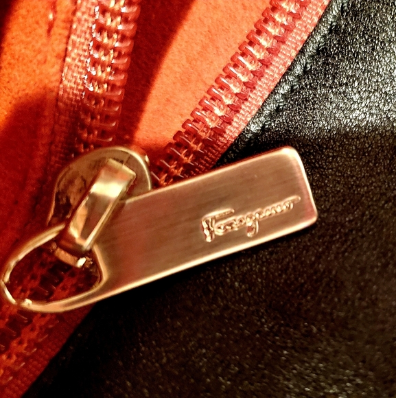 Shoulder Bag Salvatore Ferragamo - Picture 7 of 8